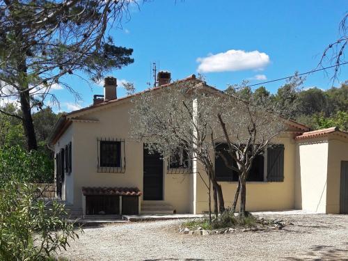 Stylish Holiday Home In Var With Private Swimming Pool