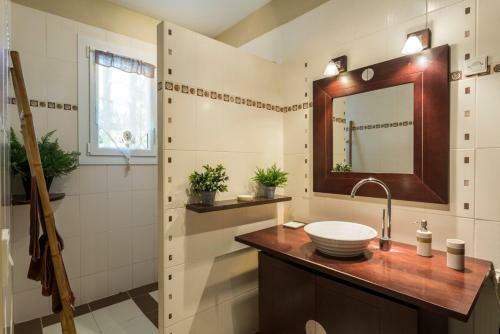 Maurens Villa Sleeps 8 Pool Air Con Wifi