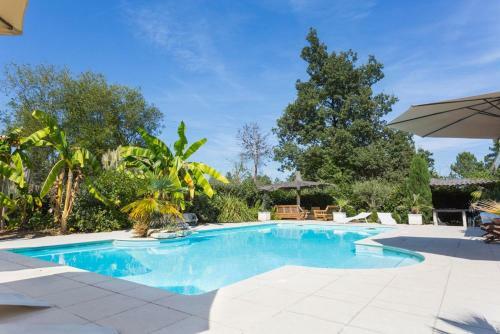 Maurens Villa Sleeps 8 Pool Air Con Wifi