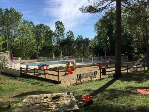 Camping De Graniers