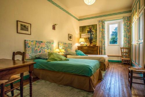 Agroturismo Poudenas Chateau Sleeps 24 Pool Wifi