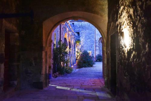 Agroturismo Poudenas Chateau Sleeps 24 Pool Wifi