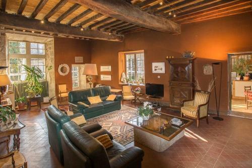 Agroturismo Poudenas Chateau Sleeps 24 Pool Wifi