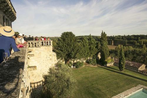 Agroturismo Poudenas Chateau Sleeps 24 Pool Wifi
