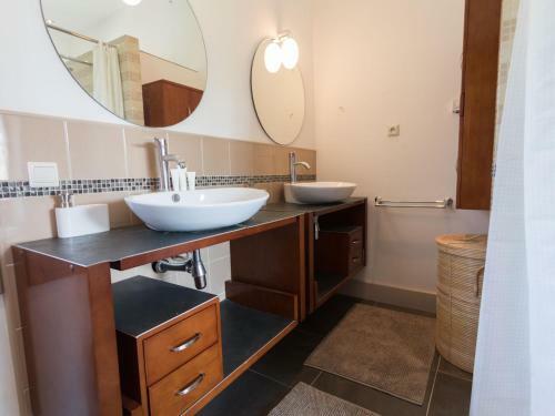 Cozy Villa In Saint-couat-d'aude With Private Pool