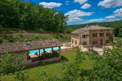 Sainte-cecile-du-cayrou Villa Sleeps 14 Pool Wifi