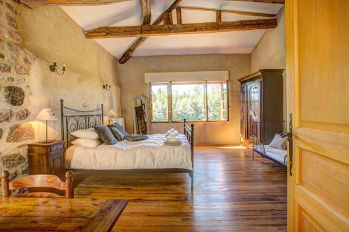 Sainte-cecile-du-cayrou Villa Sleeps 14 Pool Wifi