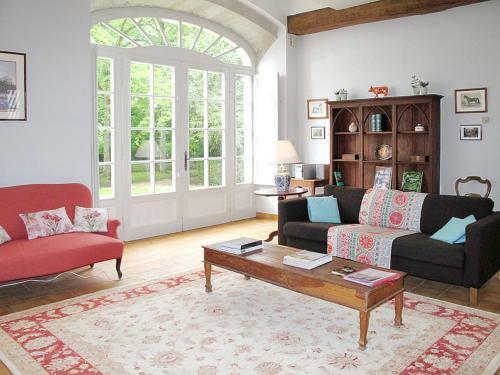 Holiday Home Chalay (Sqt200)
