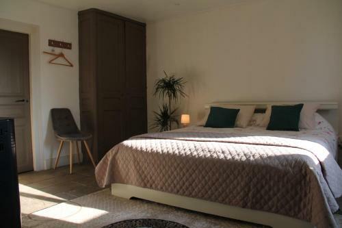 Bed & Breakfast La Cour D'ench�re