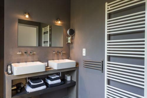 Tuiliere Villa Sleeps 6 Pool Air Con Wifi