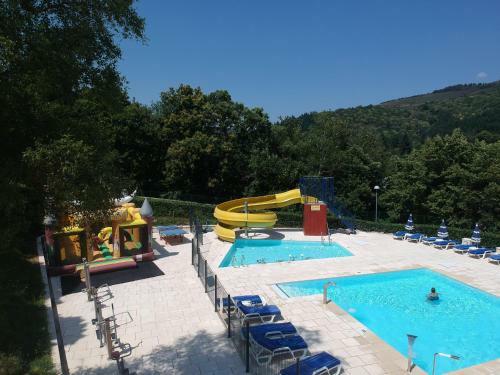 Camping Le Mas Des S�dari�s