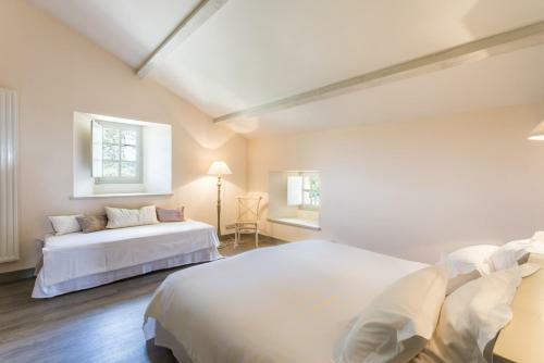 Vieux-mareuil Villa Sleeps 8 Pool Wifi