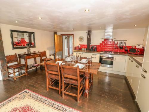 The Barn, Thetford