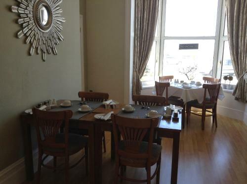 Hostal Endeavour Guest House