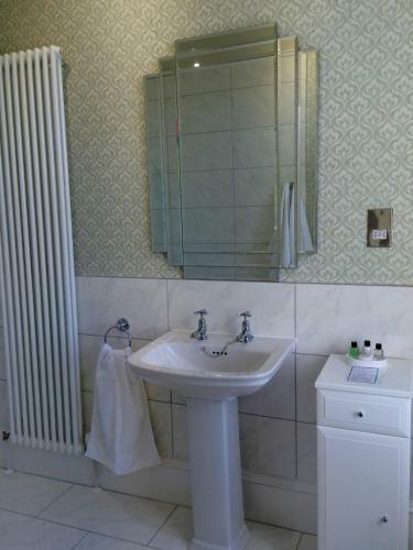 Arden House B&B And Self-catering