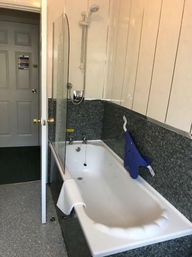 Bed & Breakfast Bron Menai Guest House
