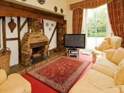 Brookside Manor House