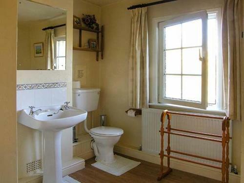 Aqueduct Cottage