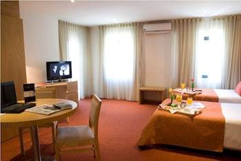 Aparthotel Paredes Hotel Apartamento