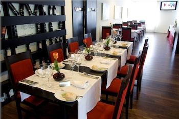 Aparthotel Paredes Hotel Apartamento