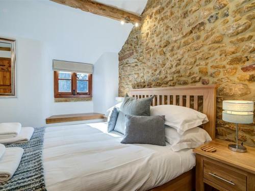Hollytree Cottage, Chipping Norton