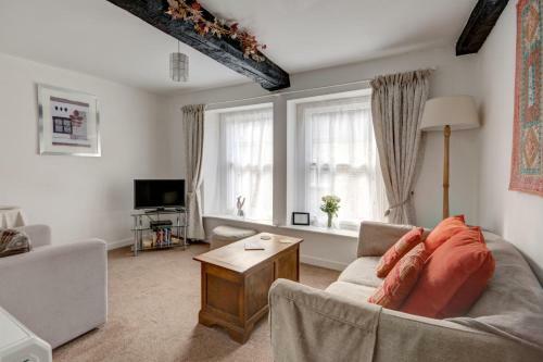Katrinas Apartment By Treetop Property