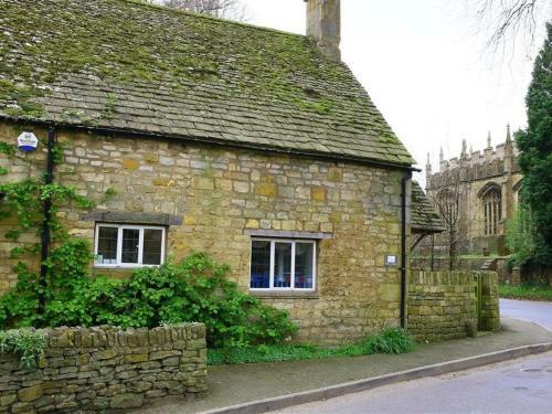 1 Church Cottages, Chipping Campden