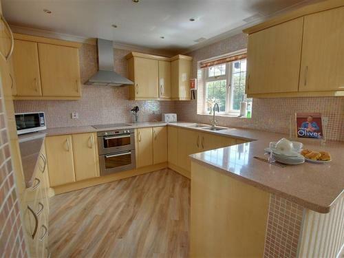 Holiday Home Rhubarb