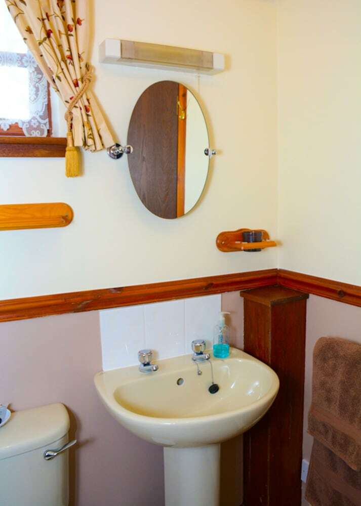 Hostal Clarke Cottage Guest House