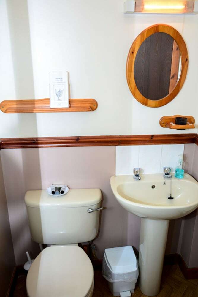 Hostal Clarke Cottage Guest House