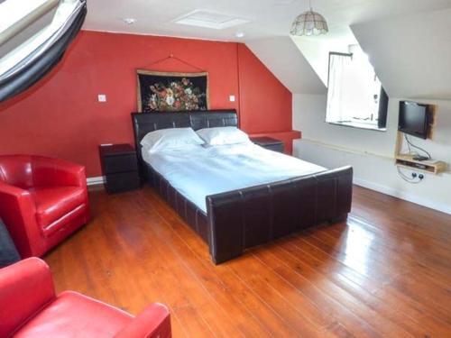Church Cottage, Fishguard