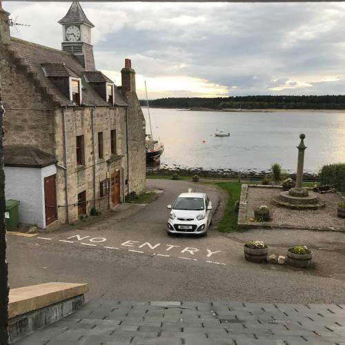 Hotel Crown And Anchor Inn