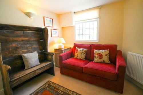 Turnpike Cottage