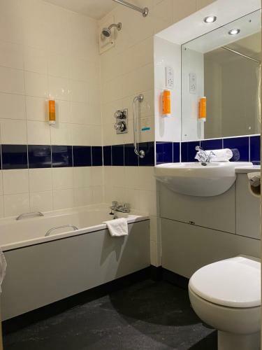 Hotel Days Inn Michaelwood M5