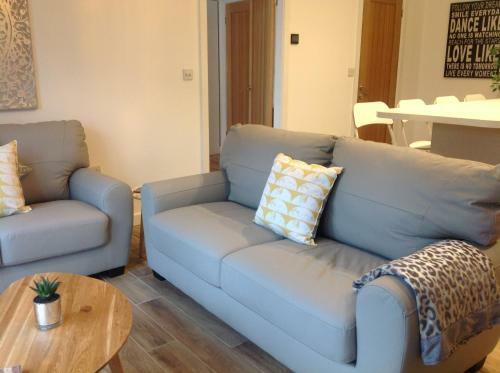 Springfield Apartments, Hawarden