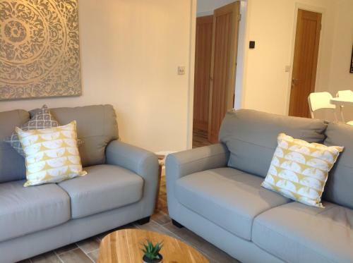 Springfield Apartments, Hawarden