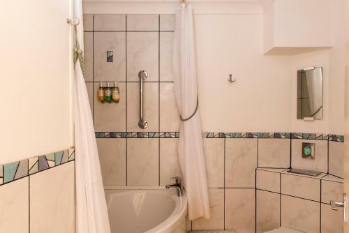 Hostal Spanhoe Lodge