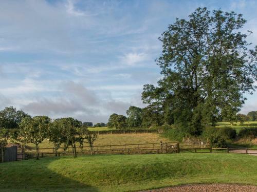 Barnfields Holiday Cottage, Stoke-on-trent