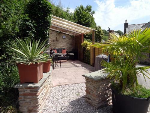 Mixit Cottage, Kingsbridge