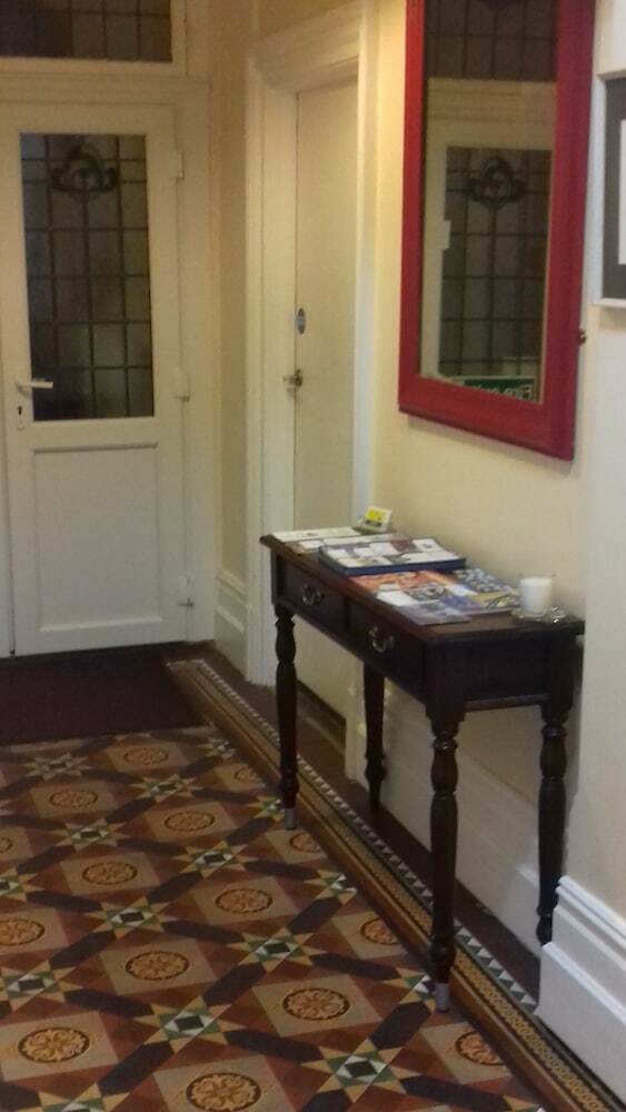 Hostal The Russet House