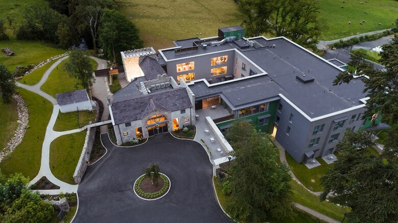 Hotel Killeavy Castle Estate