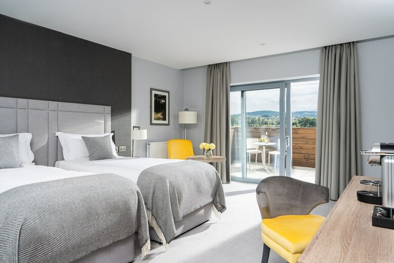 Hotel Killeavy Castle Estate