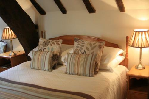 Posada The Crown Country Inn