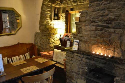 Posada The Crown Country Inn