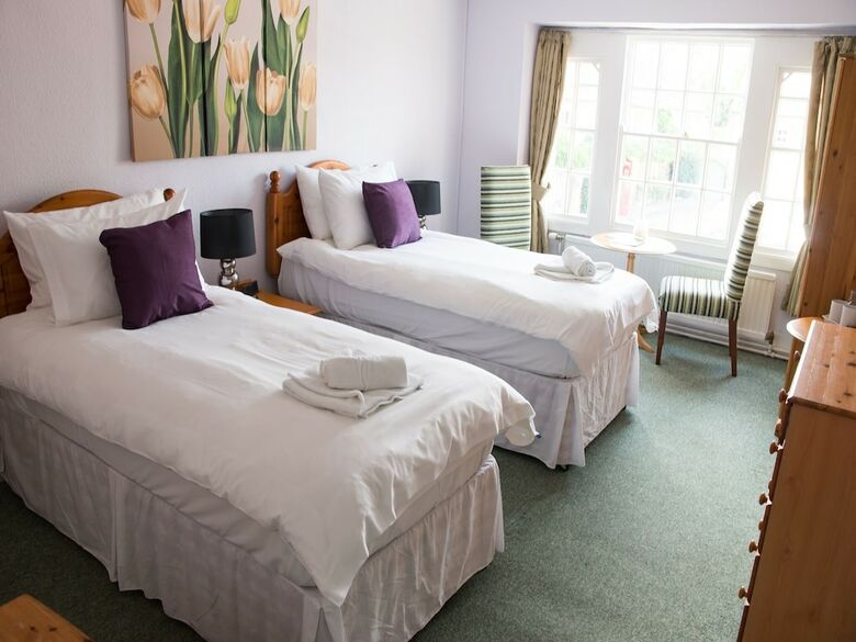 Bed & Breakfast The Phelips Arms