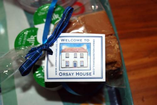Bed & Breakfast Orsay House