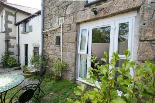 Dingley Cottage