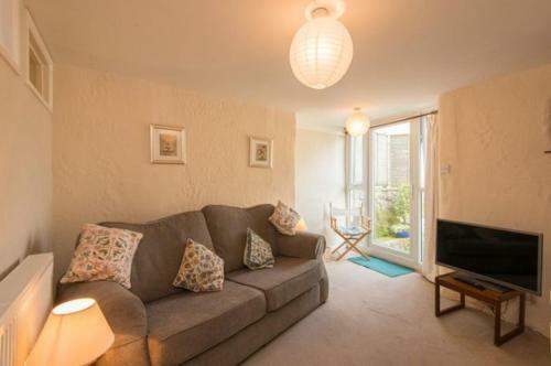 Dingley Cottage