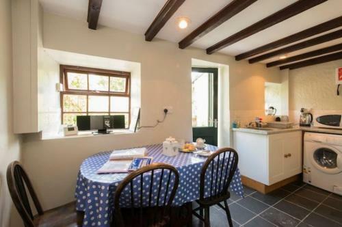 Dingley Cottage