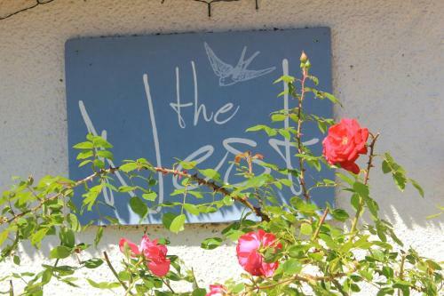 The Nest Seaside Eco Holiday Cottage